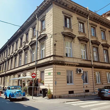 Lejlighed Unique & Spacious 3br Historic Flat In Centre