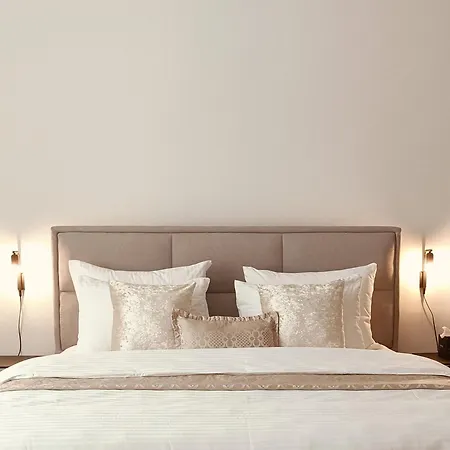 Unique & Spacious 3br Historic Flat In Centre Appartamento Sarajevo